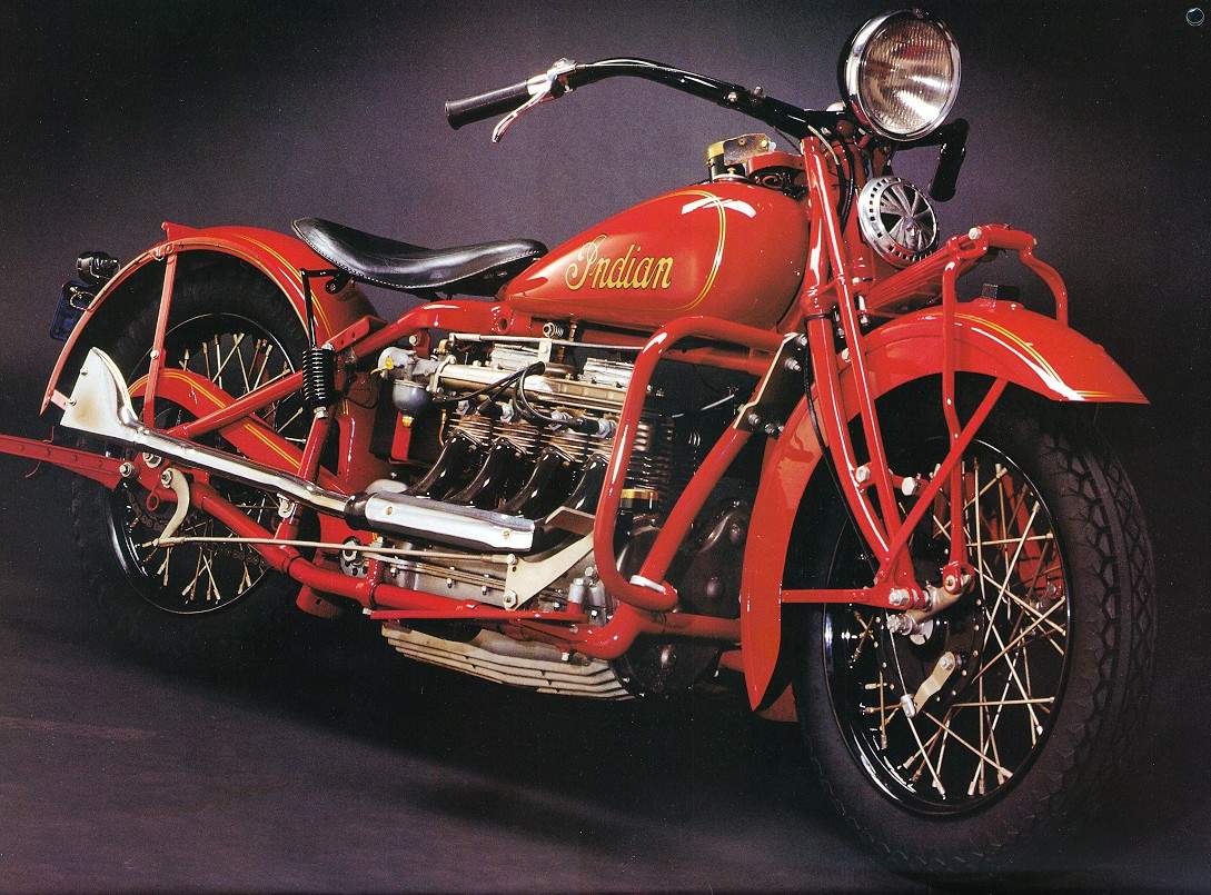 所さん⭐INDIAN FOUR 1932 直列4気筒エンジン搭載